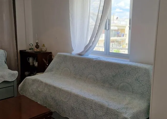 Vladan's Peraía